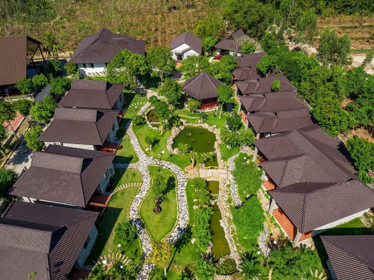 Sang Nhu Ngoc Resort Chau Doc Exterior photo